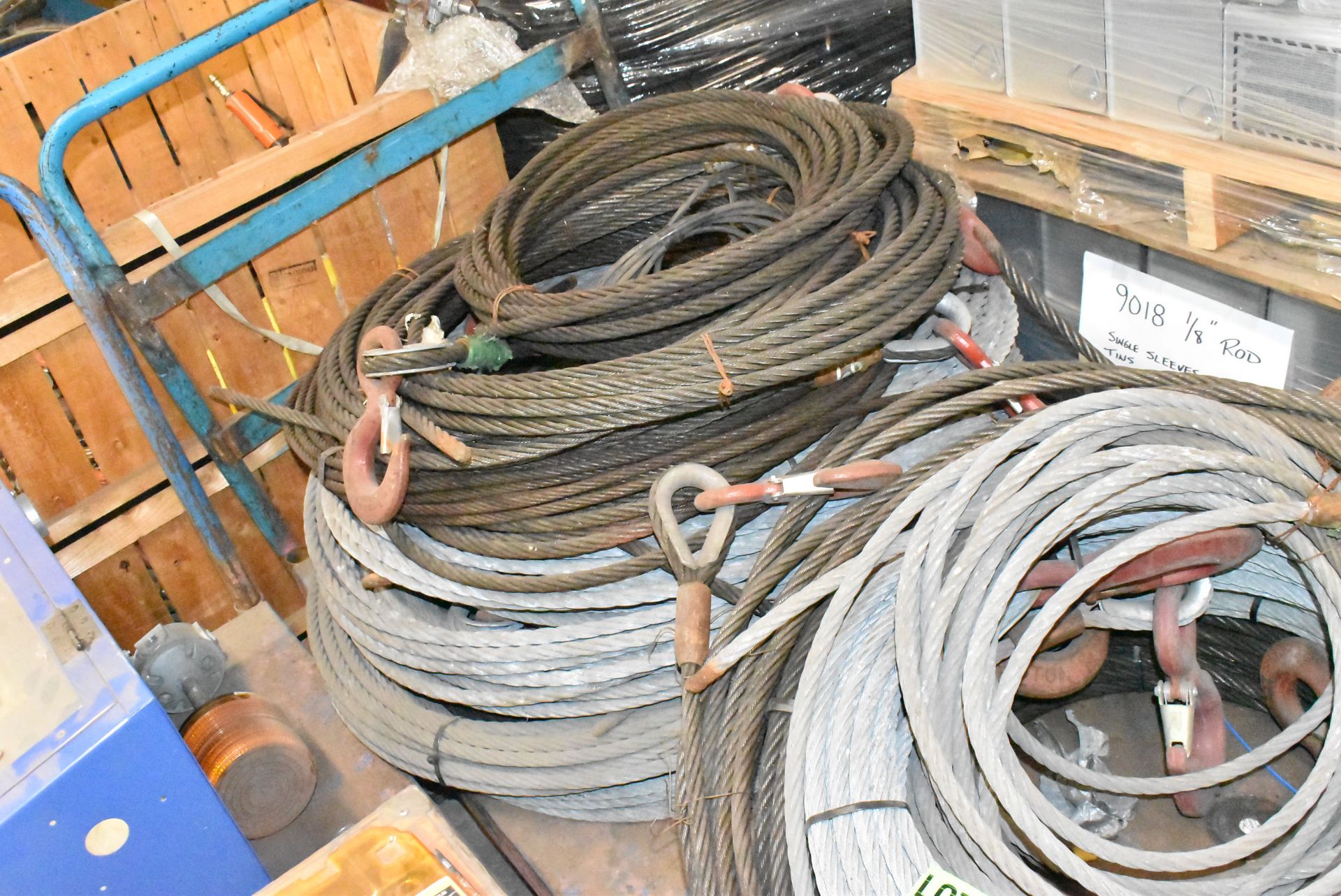 LOT/ CONTENTS OF CART - WIRE ROPE SLINGS - Image 2 of 3