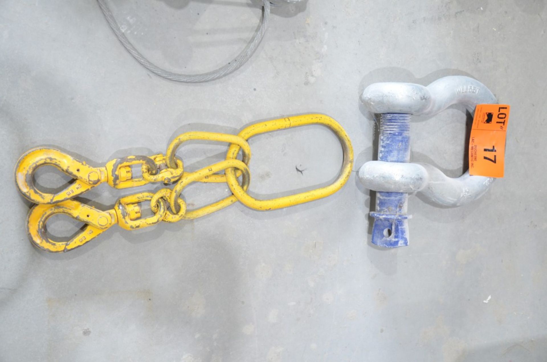 LOT/ 55TON shackle and lifting hooks