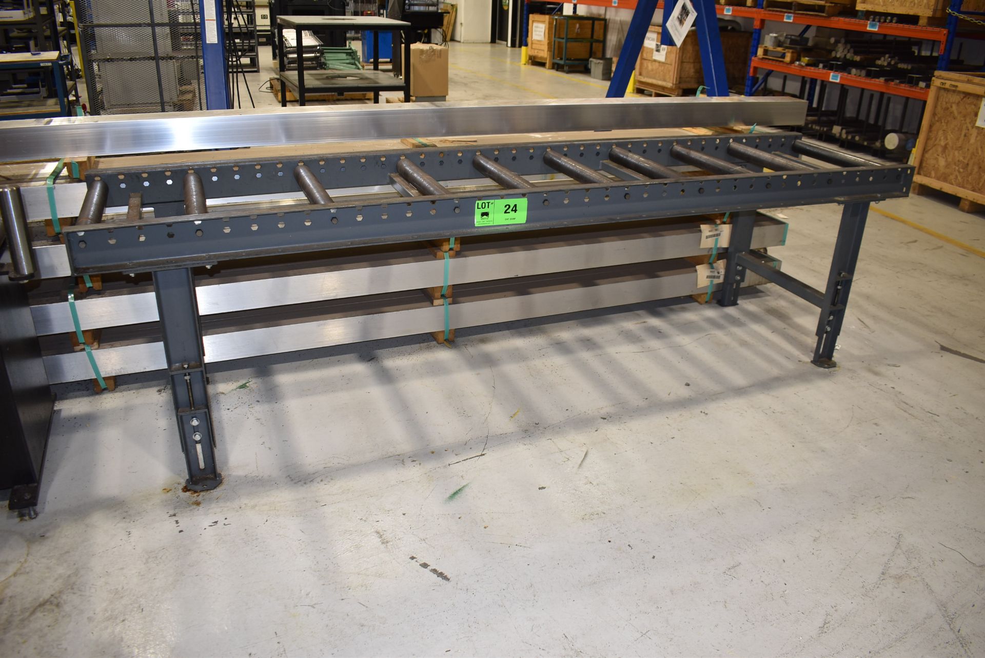 120"X24" OUT FEED ROLLER CONVEYOR (CI) [RIGGING FEE FOR LOT #24 - $100 USD PLUS APPLICABLE PLUS