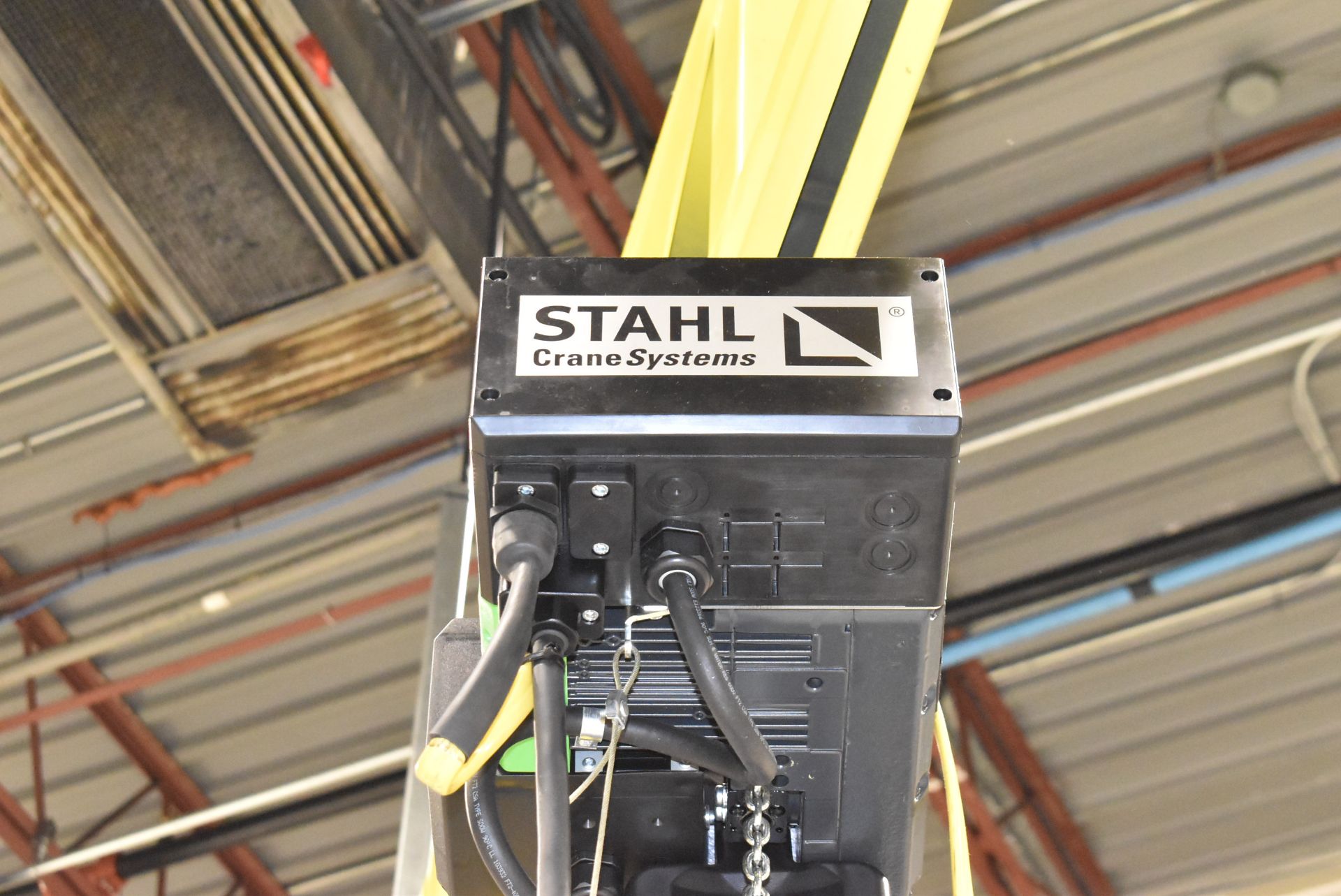 STAHL CRANE SYSTEM 1/2 TON ELECTRIC HOIST WITH PENDANT (CI) - Image 2 of 5