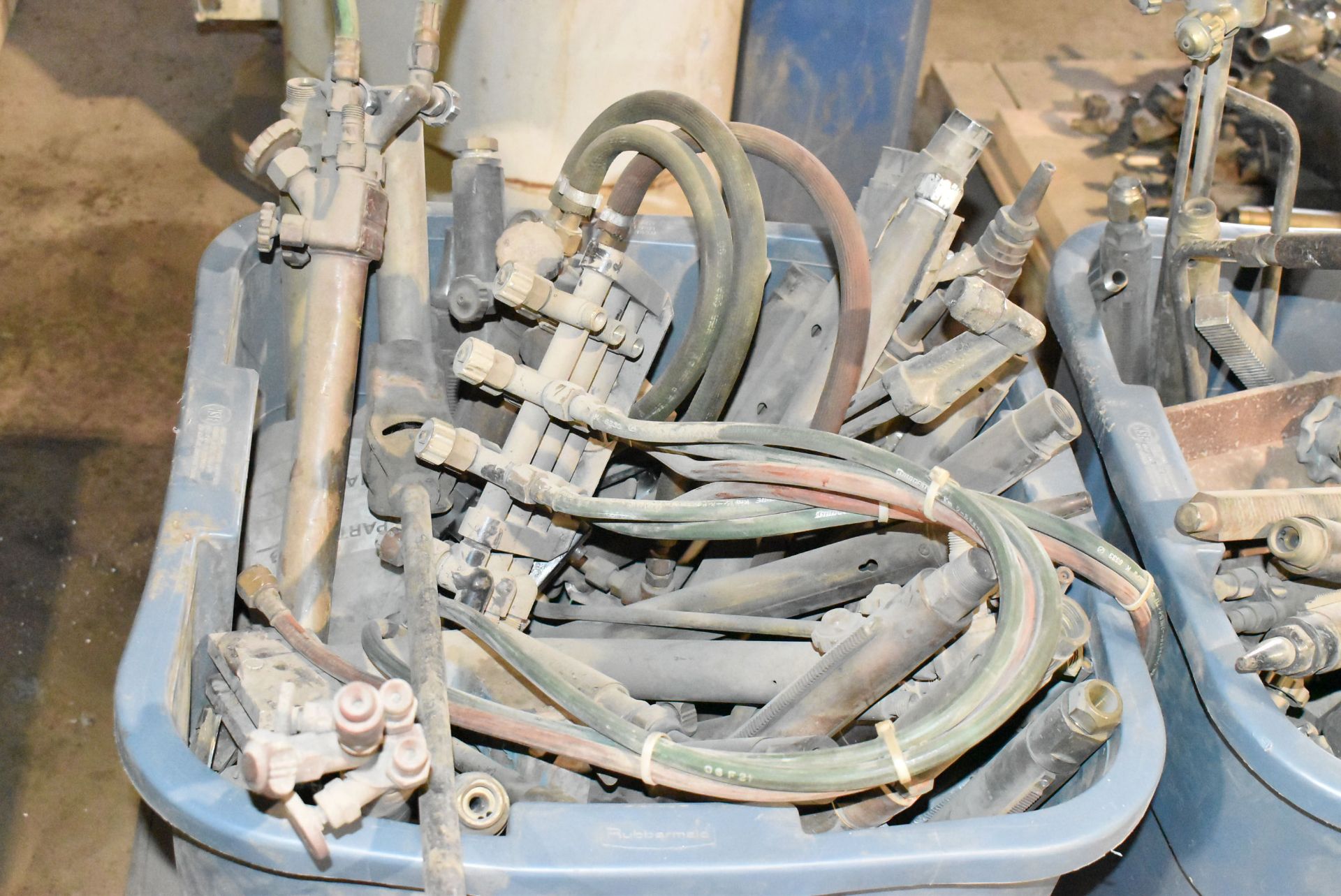 LOT/ WELDING TORCHES, CUTTING TORCHES, HEATING TORCHES [RIGGING FEES FOR LOT #2604 - $30 USD PLUS - Image 3 of 3