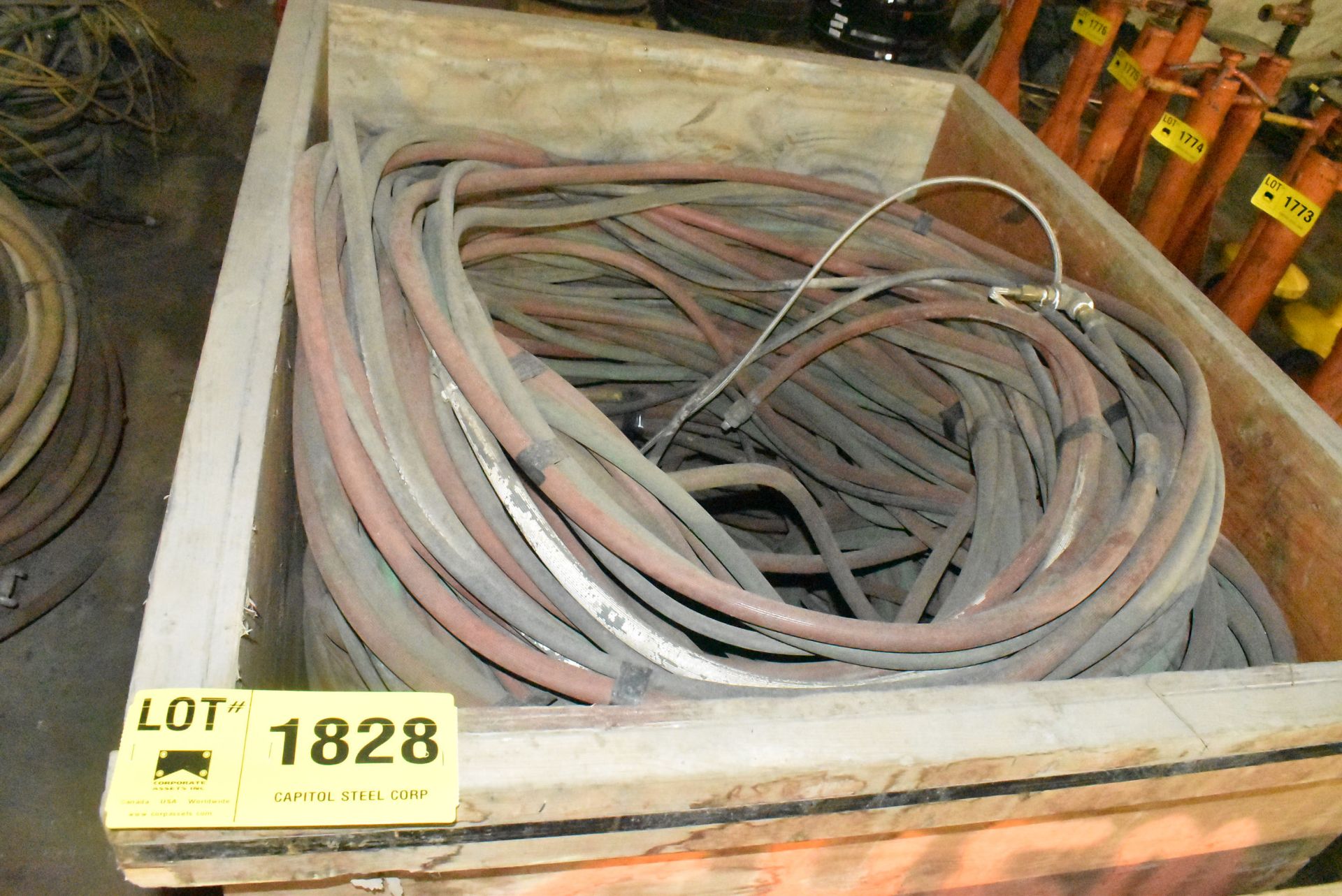 LOT/ OXY-ACETYLENE WELDING HOSE [RIGGING FEES FOR LOT #1828 - $30 USD PLUS APPLICABLE TAXES]