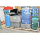 LOT/ PLASTIC BINS