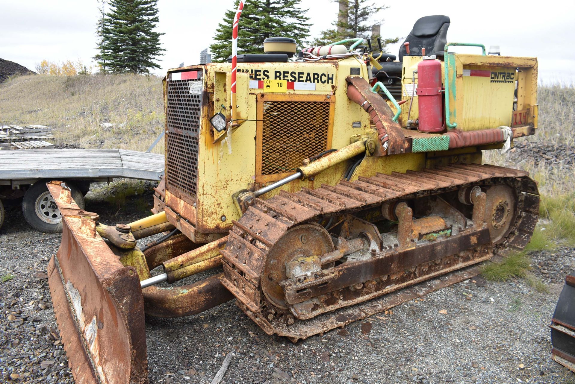 JOHN DEERE 650G CRAWLER BULLDOZER WITH JOHN DEERE 4045TT007 DIESEL ENGINE, 98" BLADE, 1,826 HOURS ( - Image 2 of 13