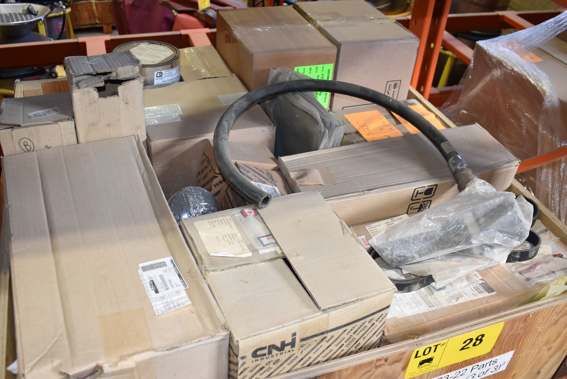 LOT/ CONTENTS OF PALLET CONSISTING OF SPARE PARTS FOR CASE 845D GRADER (CMD-173-22) - Image 4 of 4