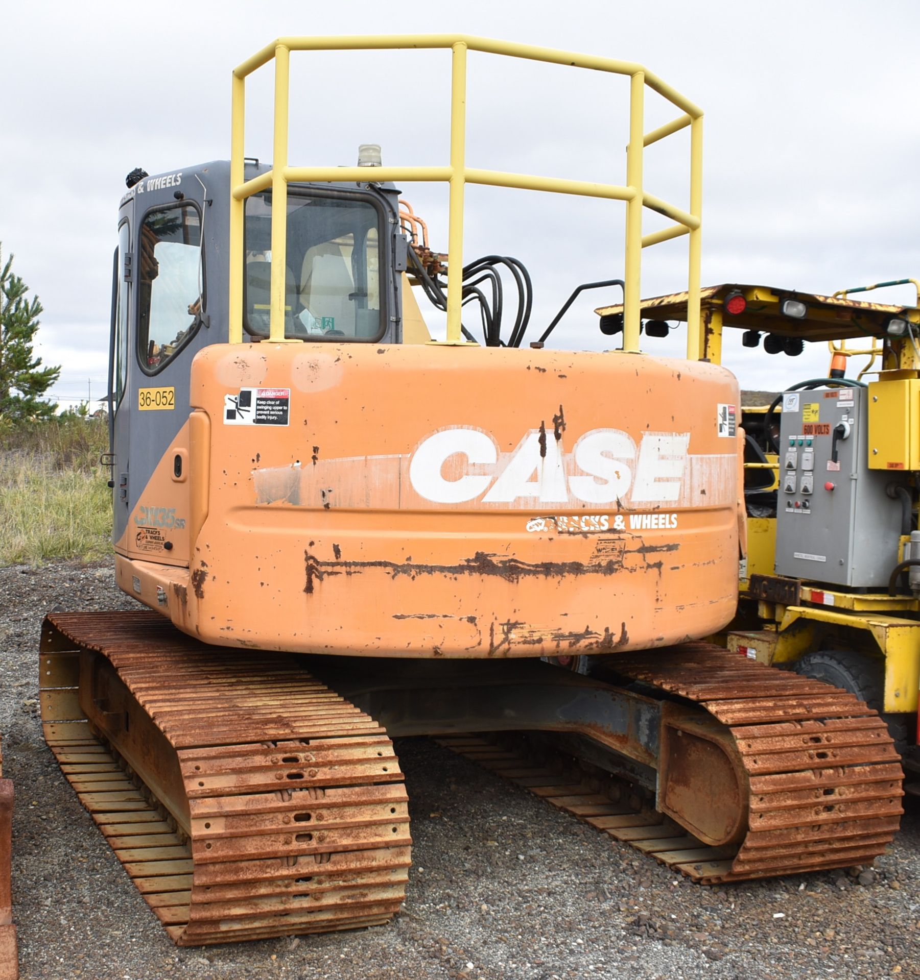 CASE CX135SR HYDRAULIC EXCAVATOR WITH HYDRAULIC GRAPPLE CLAW, 6560 HOURS (RECORDED ON METER AT - Image 7 of 14