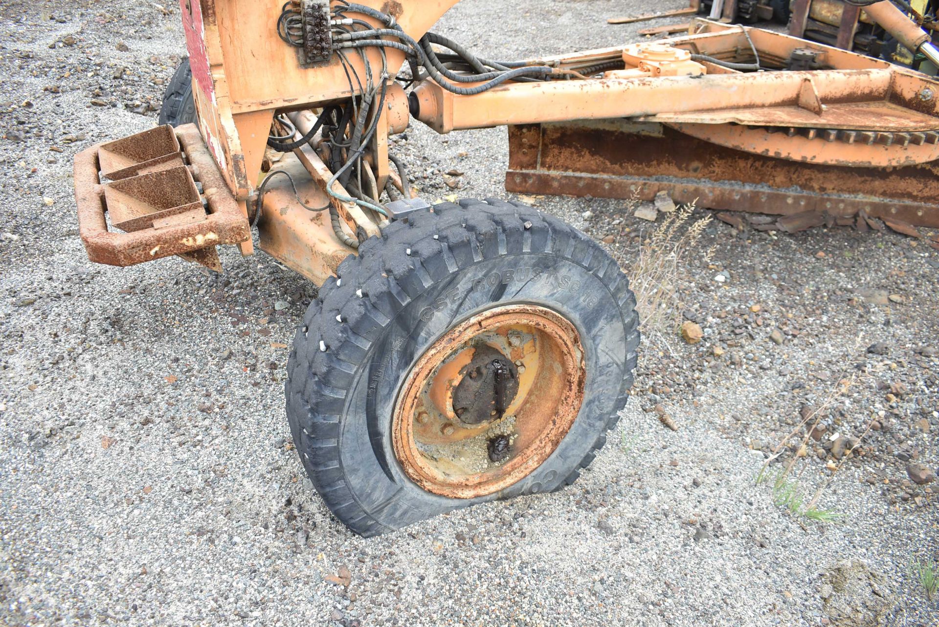 CASE M845 DHP MINE MASTER GRADER WITH CUMMINS DIESEL ENGINE, 142" BLADE, S/N N/A (CMD-173-22) - Image 12 of 25