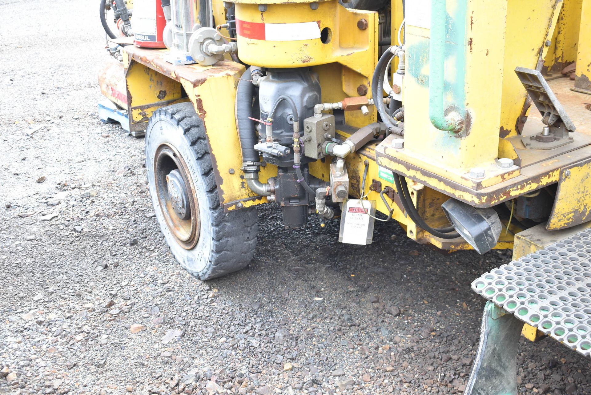 ATLAS COPCO 281 SINGLE BOOMER JUMBO ROCK DRILL WITH E5L912W DIESEL MOTOR, 1342 HOURS (RECORDED ON - Image 22 of 40