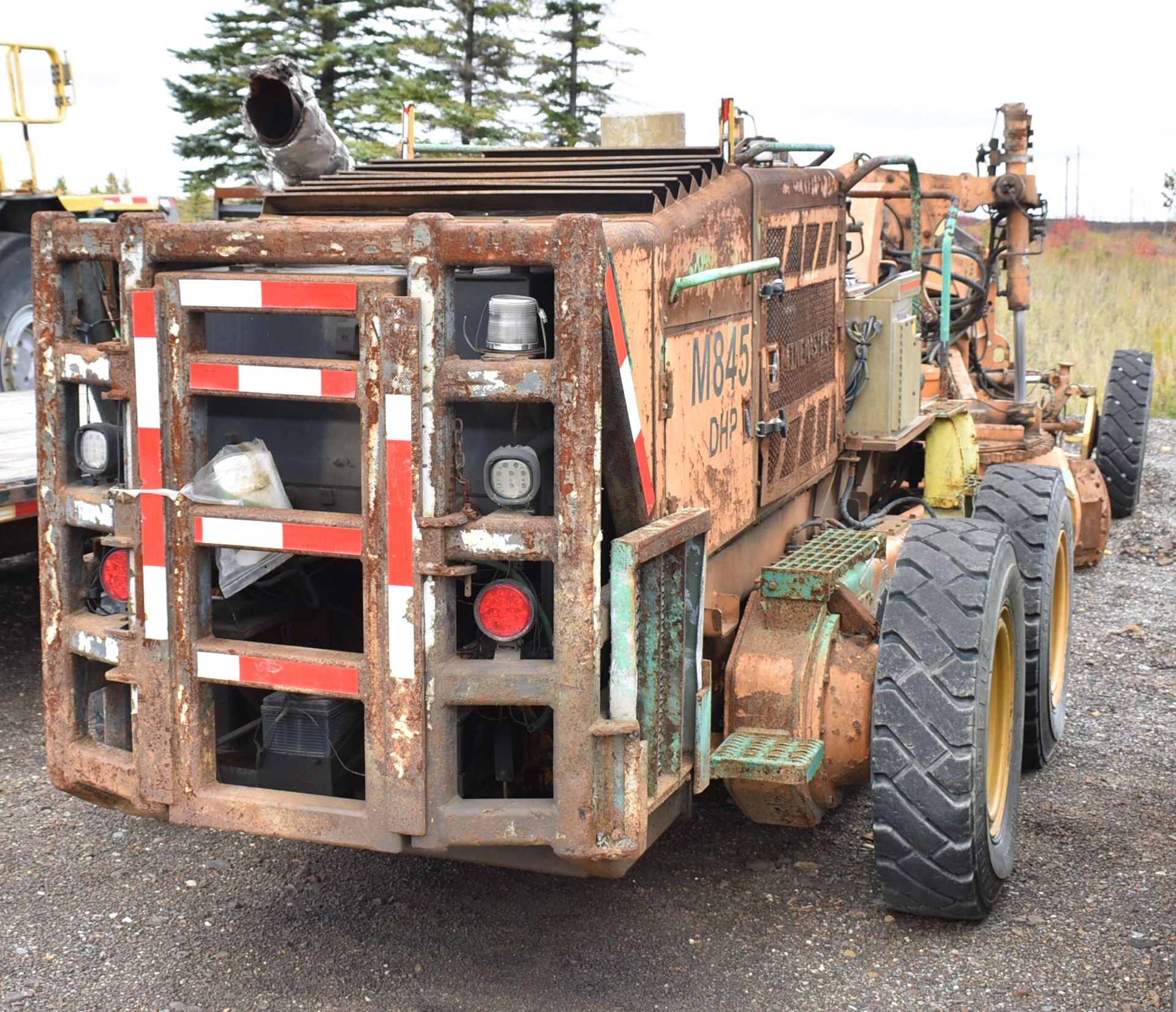 CASE M845 DHP MINE MASTER GRADER WITH CUMMINS DIESEL ENGINE, 142" BLADE, S/N N/A (CMD-173-22) - Image 4 of 25