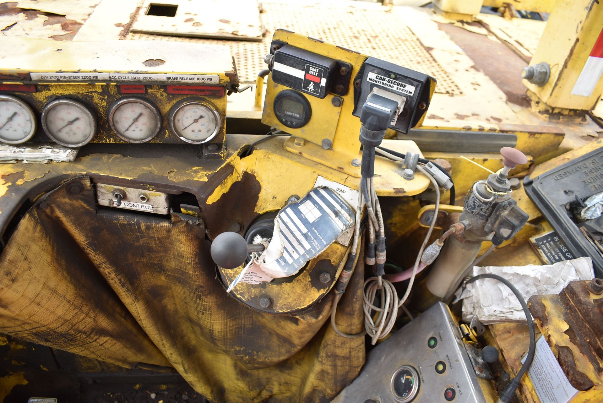 ATLAS COPCO ST8B UNDERGROUND SCOOP LOADER WITH 29,900 LB. CAPACITY, DETROIT DIESEL SERIES 60 - Image 12 of 19