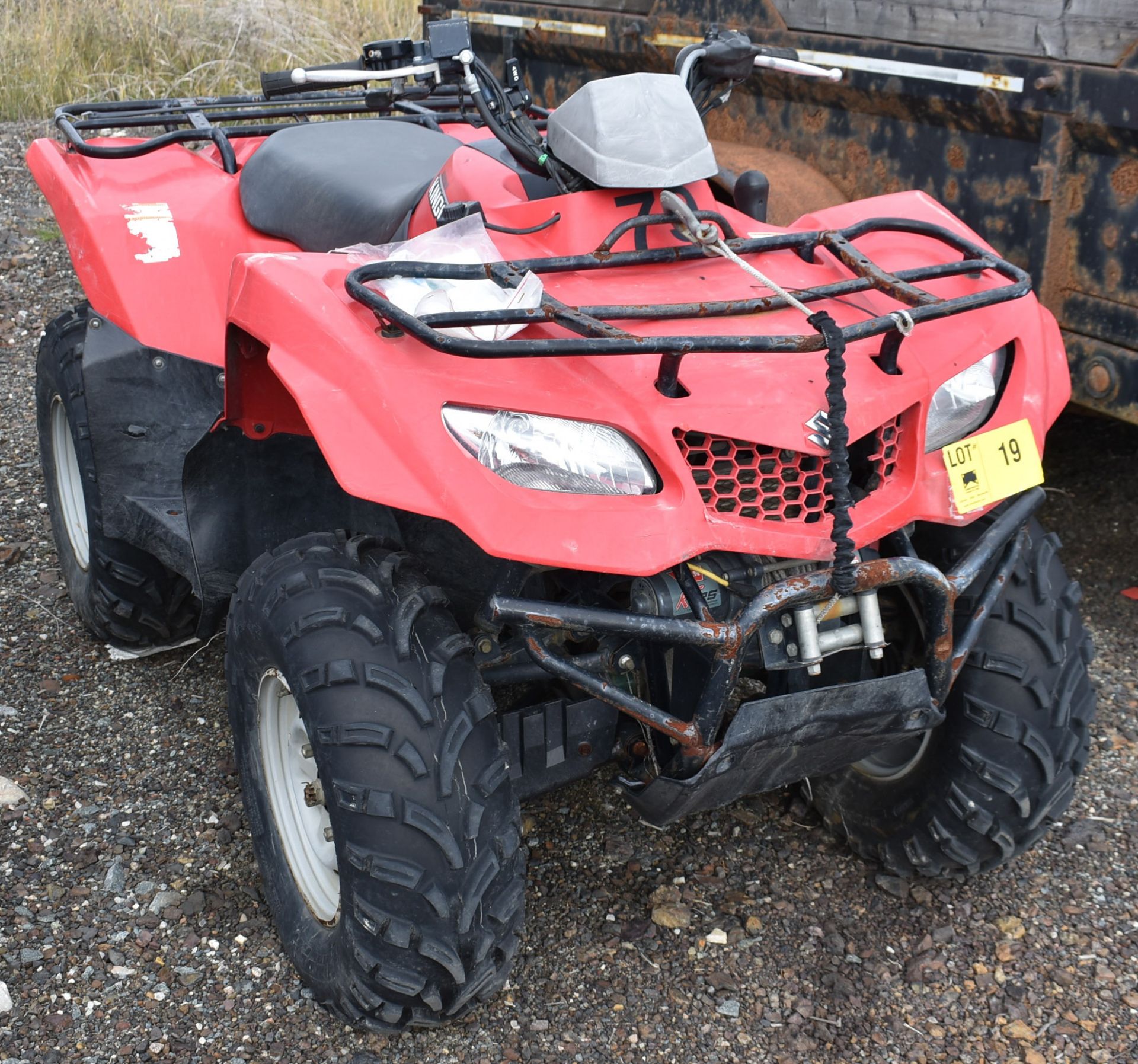 SUZUKI (2008) KING QUAD 400FSI 4X4 ATV WITH 2,711 KM (RECORDED ON ODOMETER AT TIME OF LISTING), VIN: - Image 2 of 12