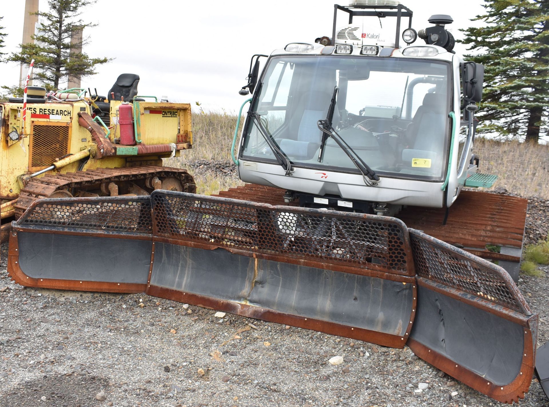 PRINOTH (2012) BR350 CRAWLER SNOW GROOMER WITH CATERPILLAR C9 DIESEL ENGINE, AG-NAV GPS, BACK-UP