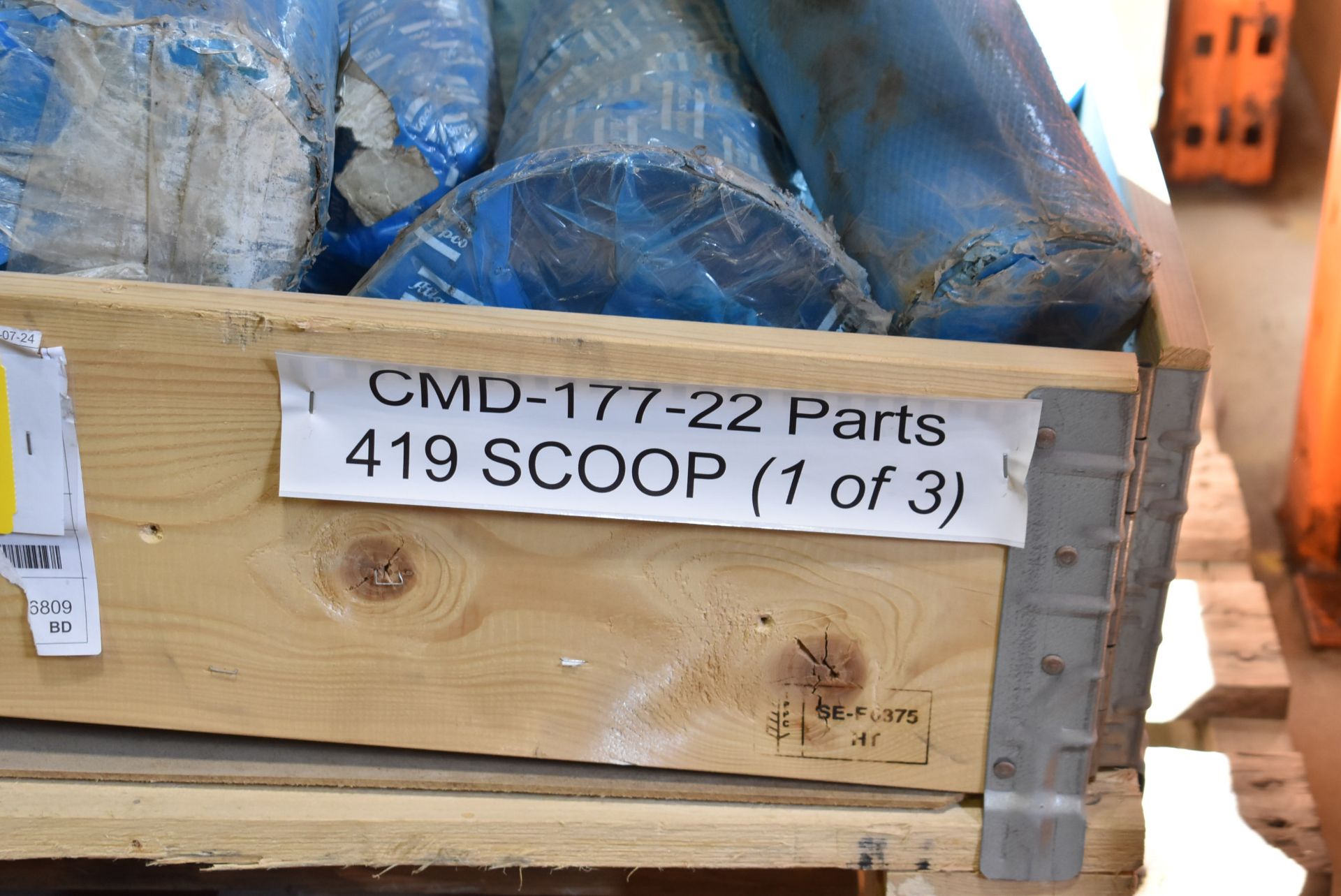 LOT/ CONTENTS OF PALLET CONSISTING OF SPARE PARTS FOR ATLAS COPCO ST8B UNDERGROUND SCOOP LOADER (CMD - Image 2 of 3