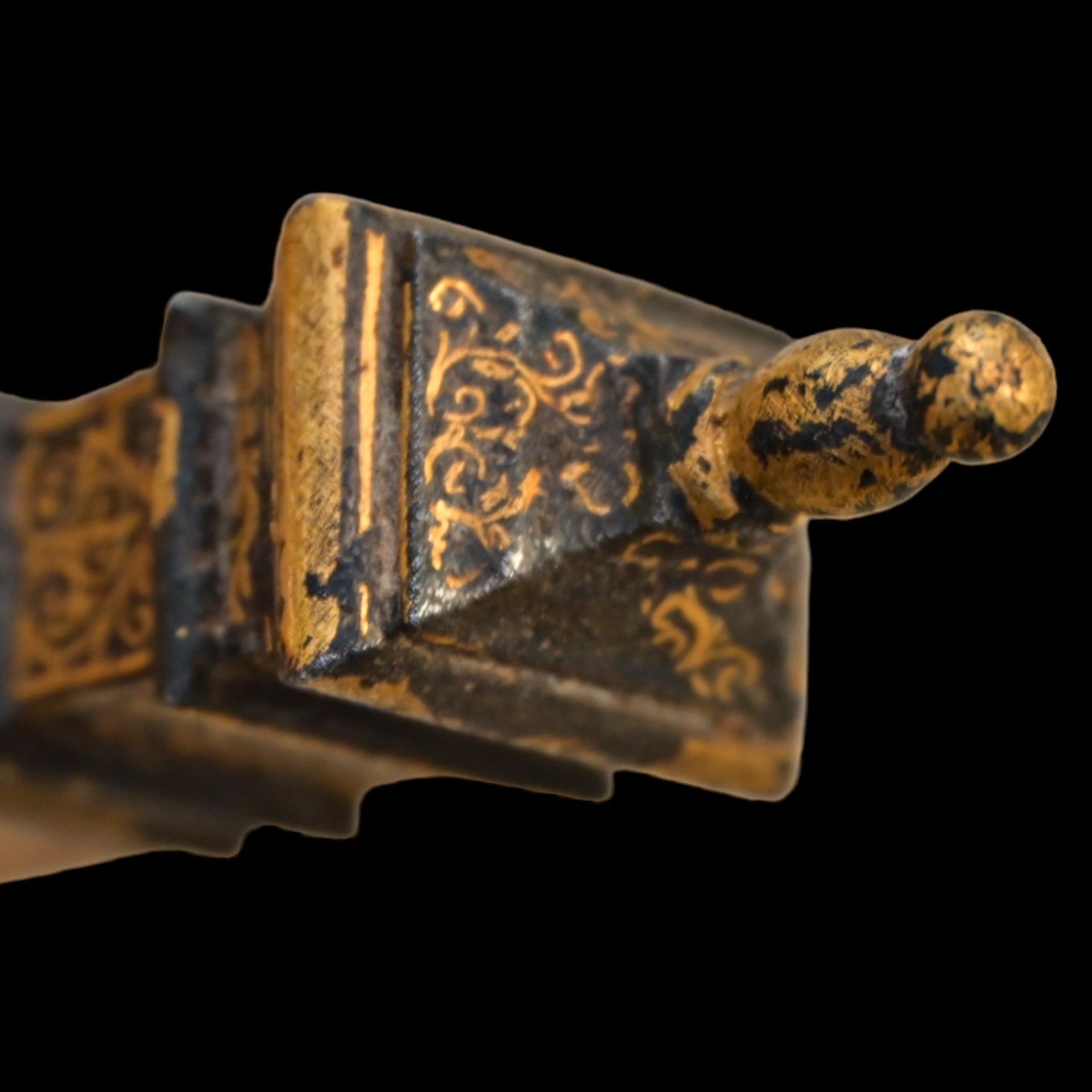 Rare set of surgical instruments in golden inlay,16th century. Probably Diego de Caias - Image 9 of 15