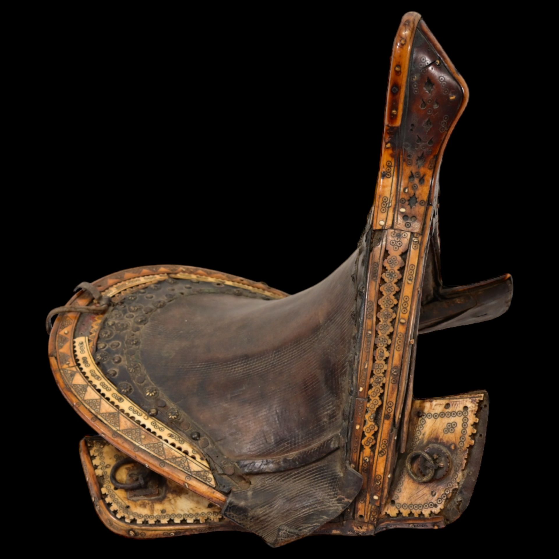 Rare antique Islamic Ottoman, Persian or Central Asia saddle for horseback, 18th century. - Image 3 of 12