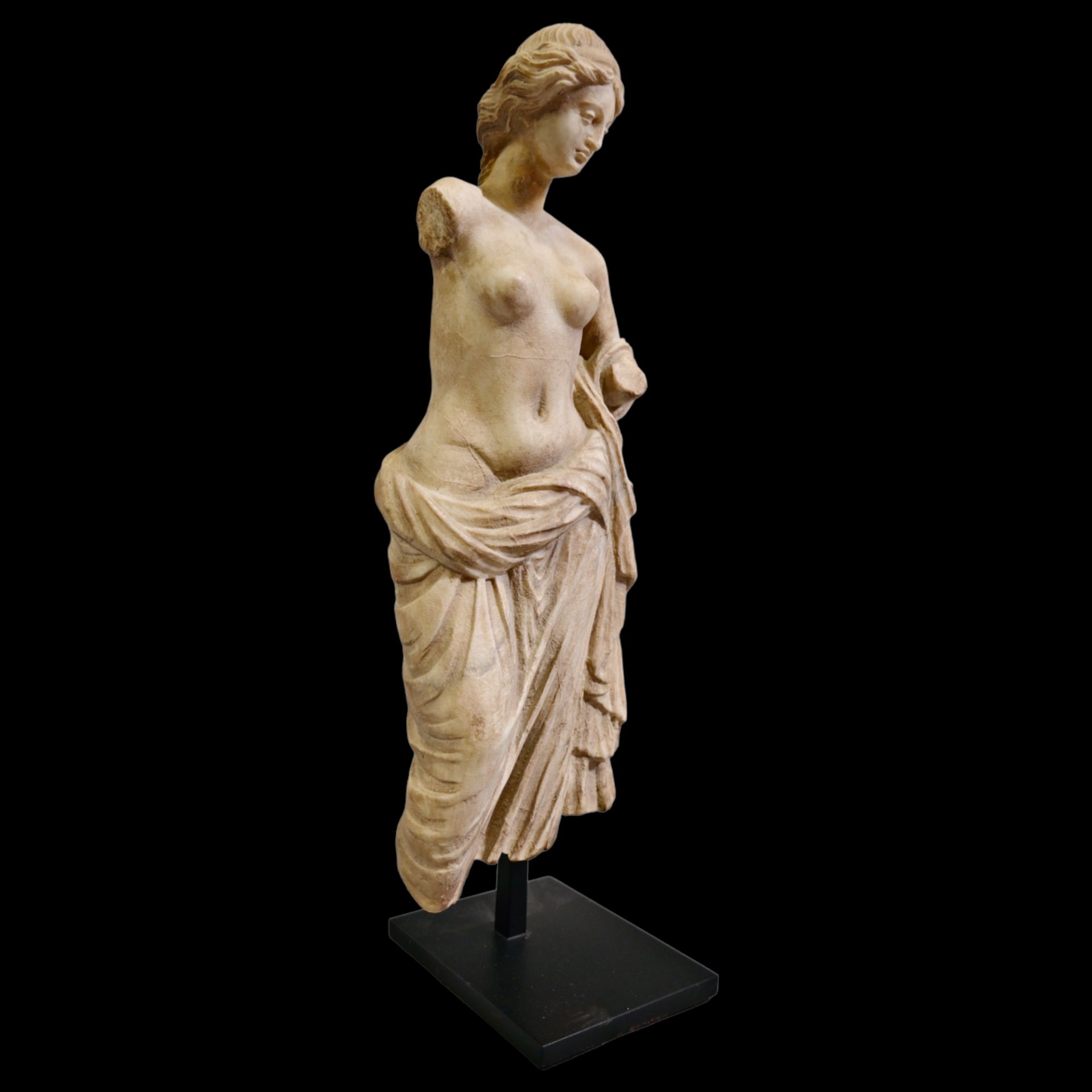 MARBLE STATUE OF VENUS ANCIENT GREECE, 3rd-5th CENTURY BC . - Image 3 of 10