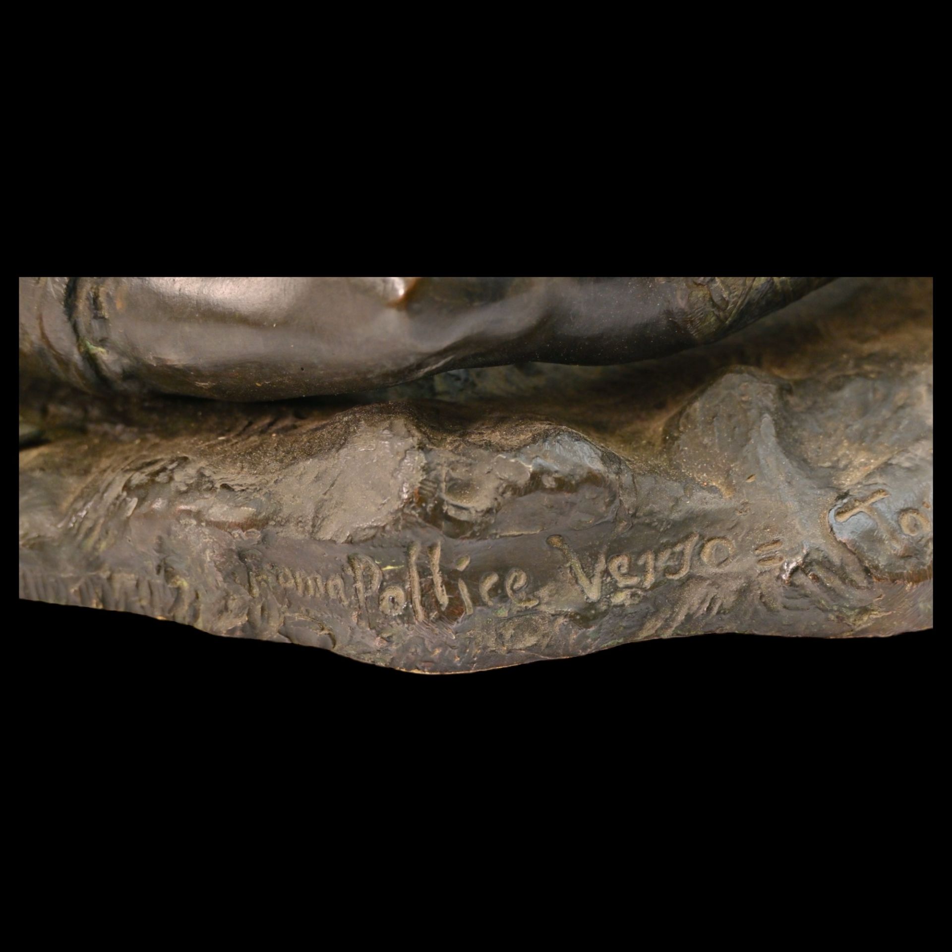 The bronze composition POLLIS VERSO GLADIATORS - Image 4 of 11