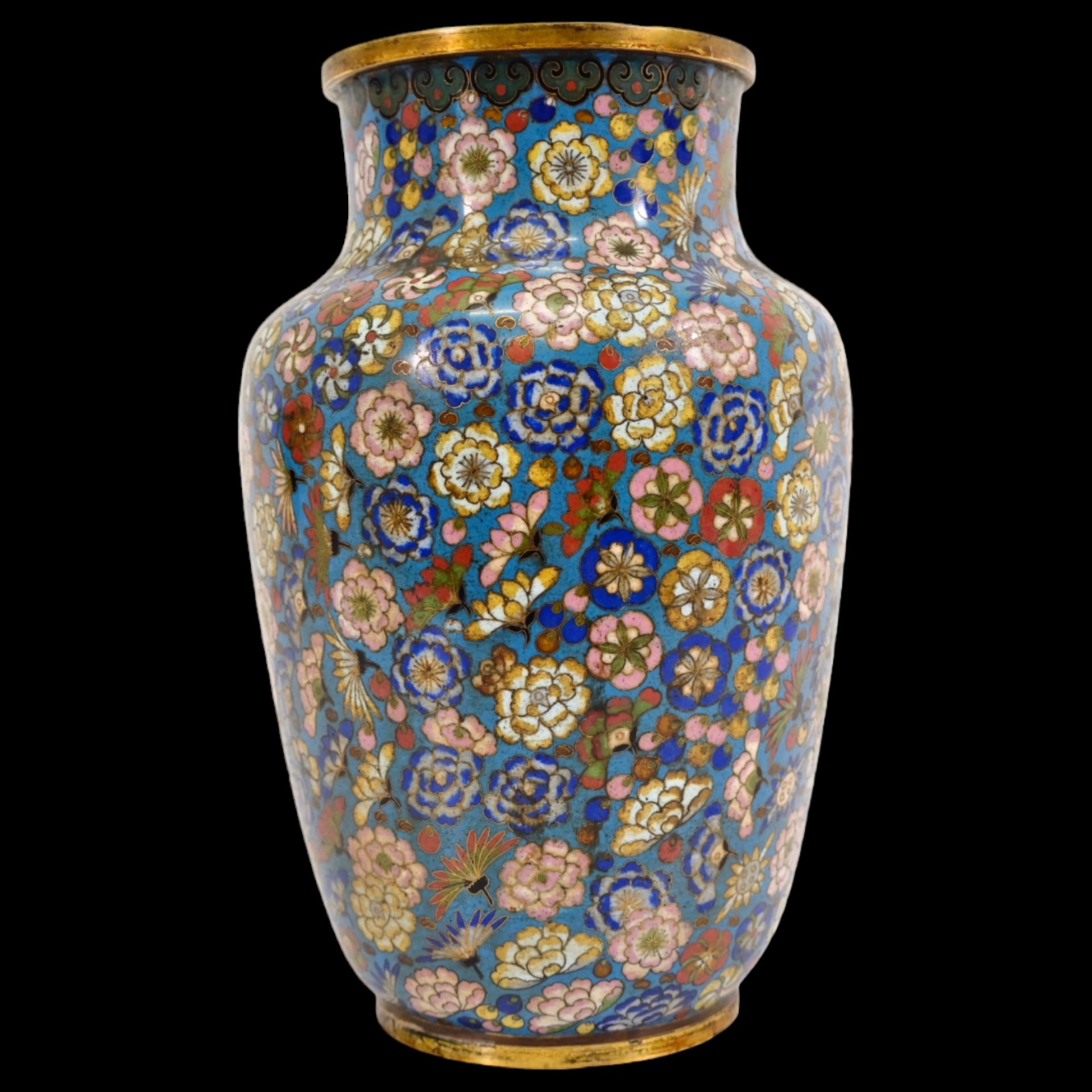 ANTIQUE CHINESE QING GILT CLOISONNE ENAMEL VASE - Image 3 of 6