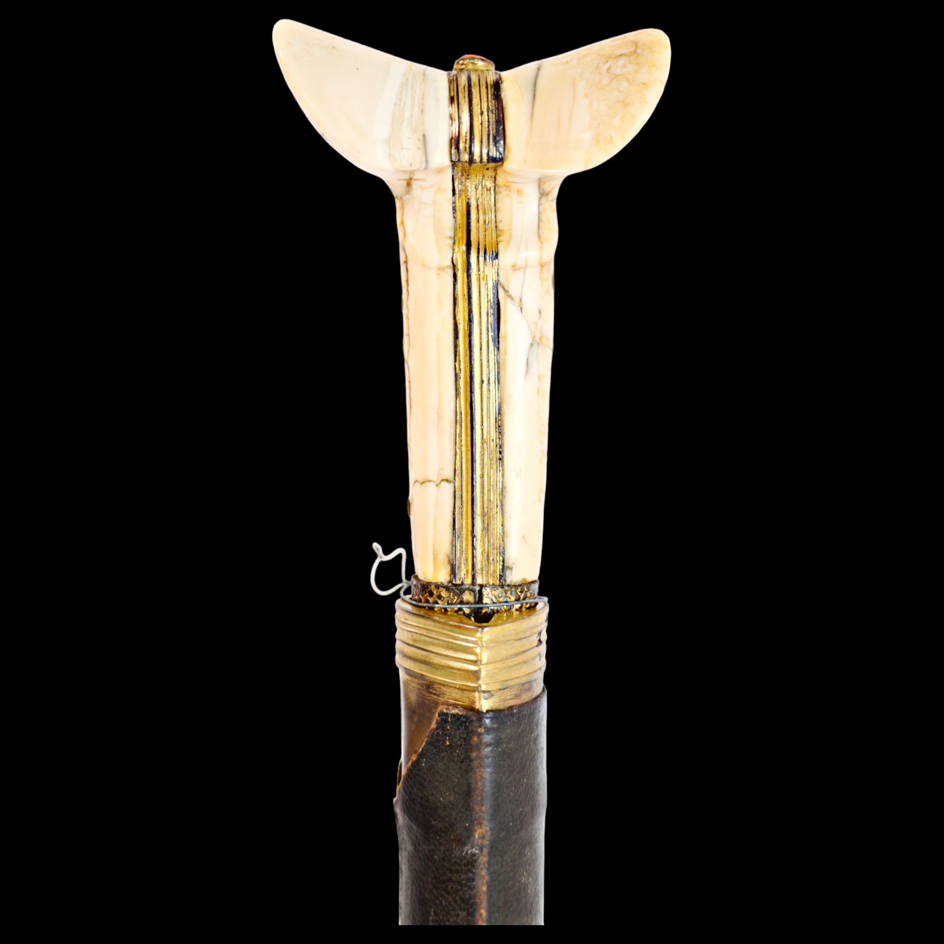 Magnificent Ottoman yatagan sword with bone hilt and gold kofgari on the blade, 1823. - Image 15 of 32