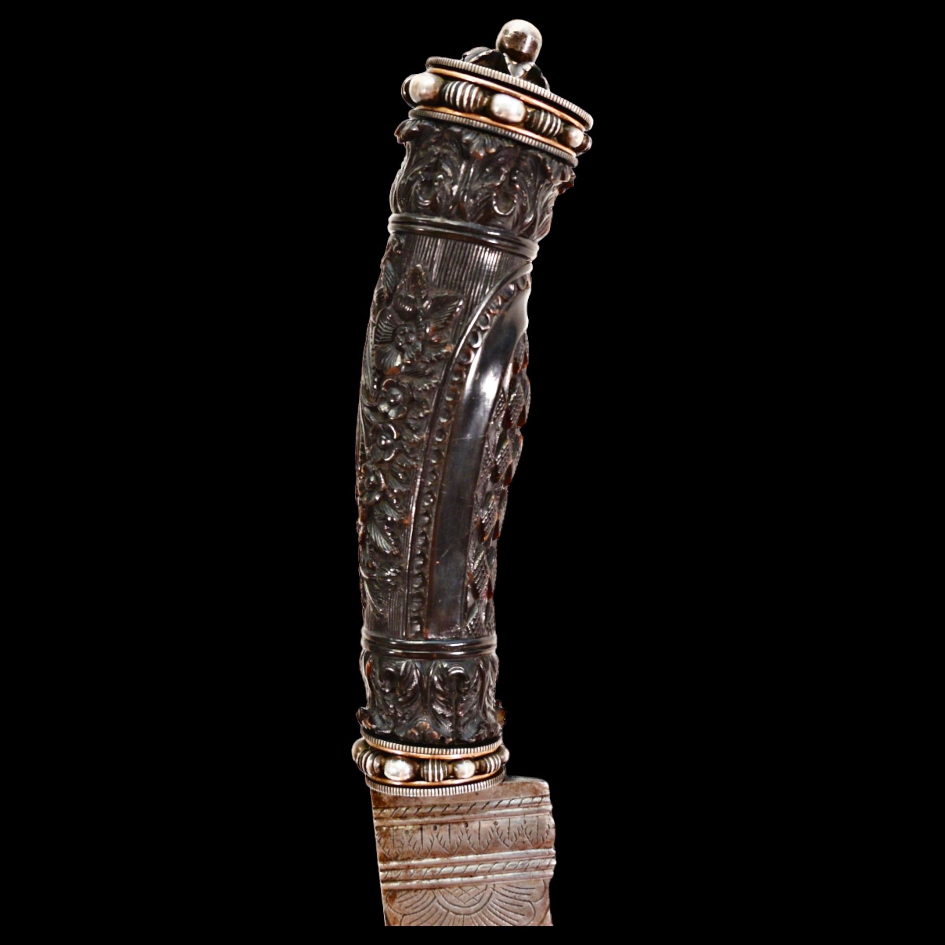 Magnificent, richly decorated knife, Indonesia, first half of the 20th century. - Image 11 of 33