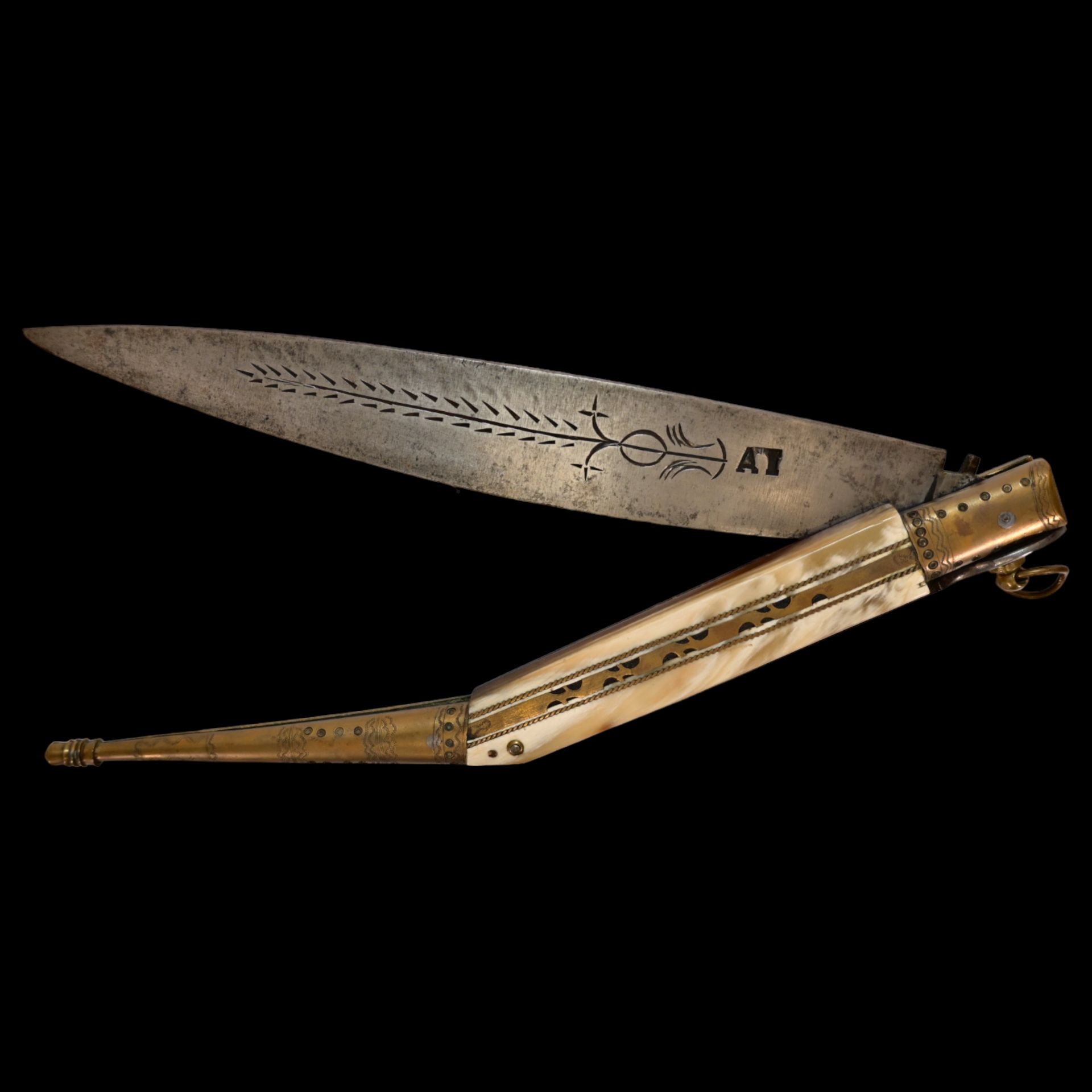 A large Spanish navaja, circa 1900. The steel blade is decorated with engraving. - Image 8 of 8