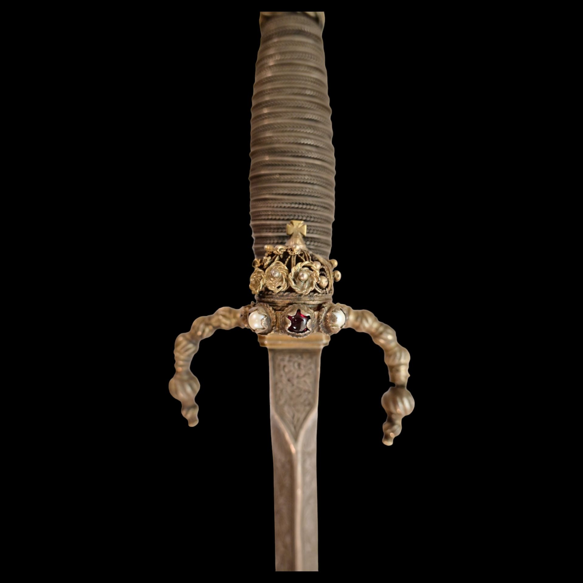 Rare Venetian Dagger, Schiavona, silver hilt and scabbard, Early 18th century. - Image 10 of 25