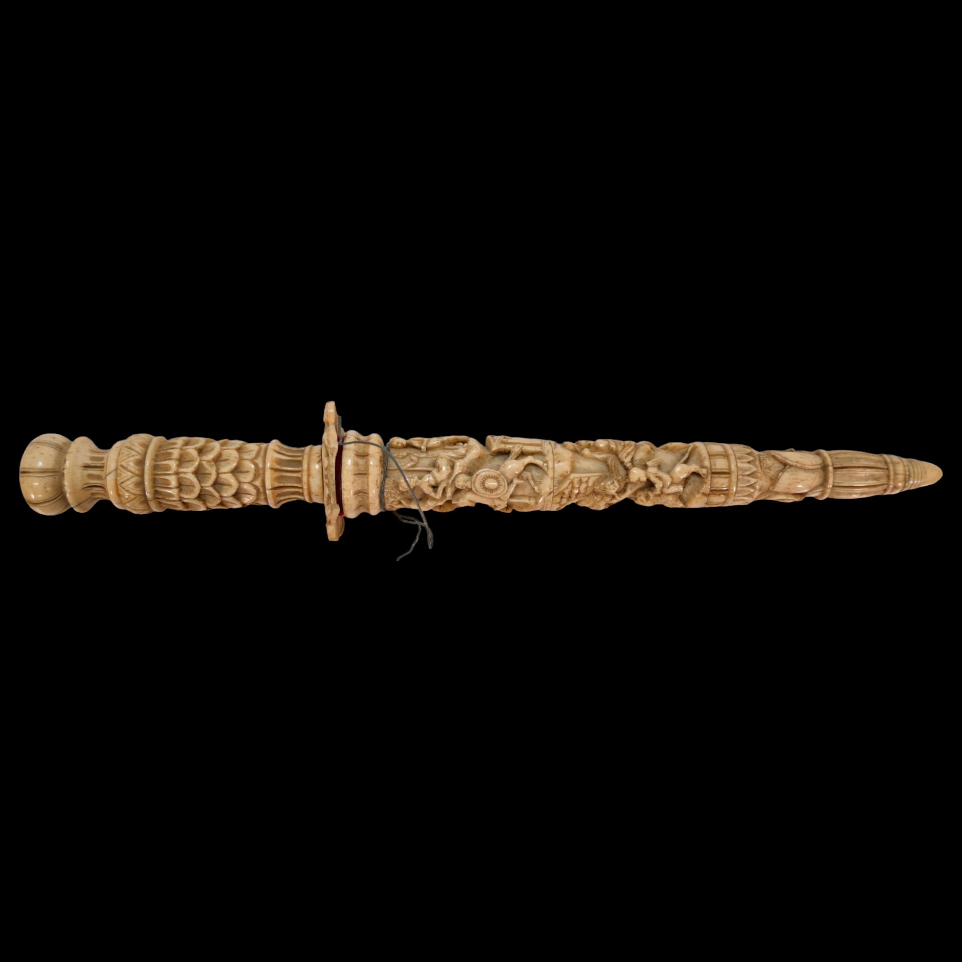 A Rare French nobleman's dagger, hilt and scabbard carved from bone, 19th century. - Image 3 of 18
