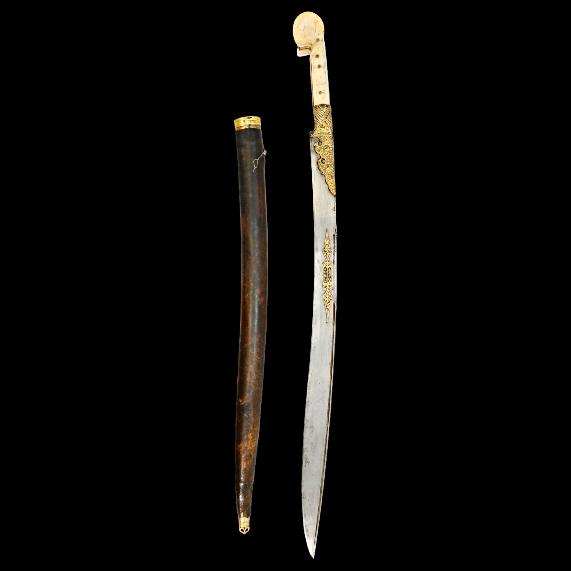 Magnificent Ottoman yatagan sword with bone hilt and gold kofgari on the blade, 1823. - Image 32 of 32