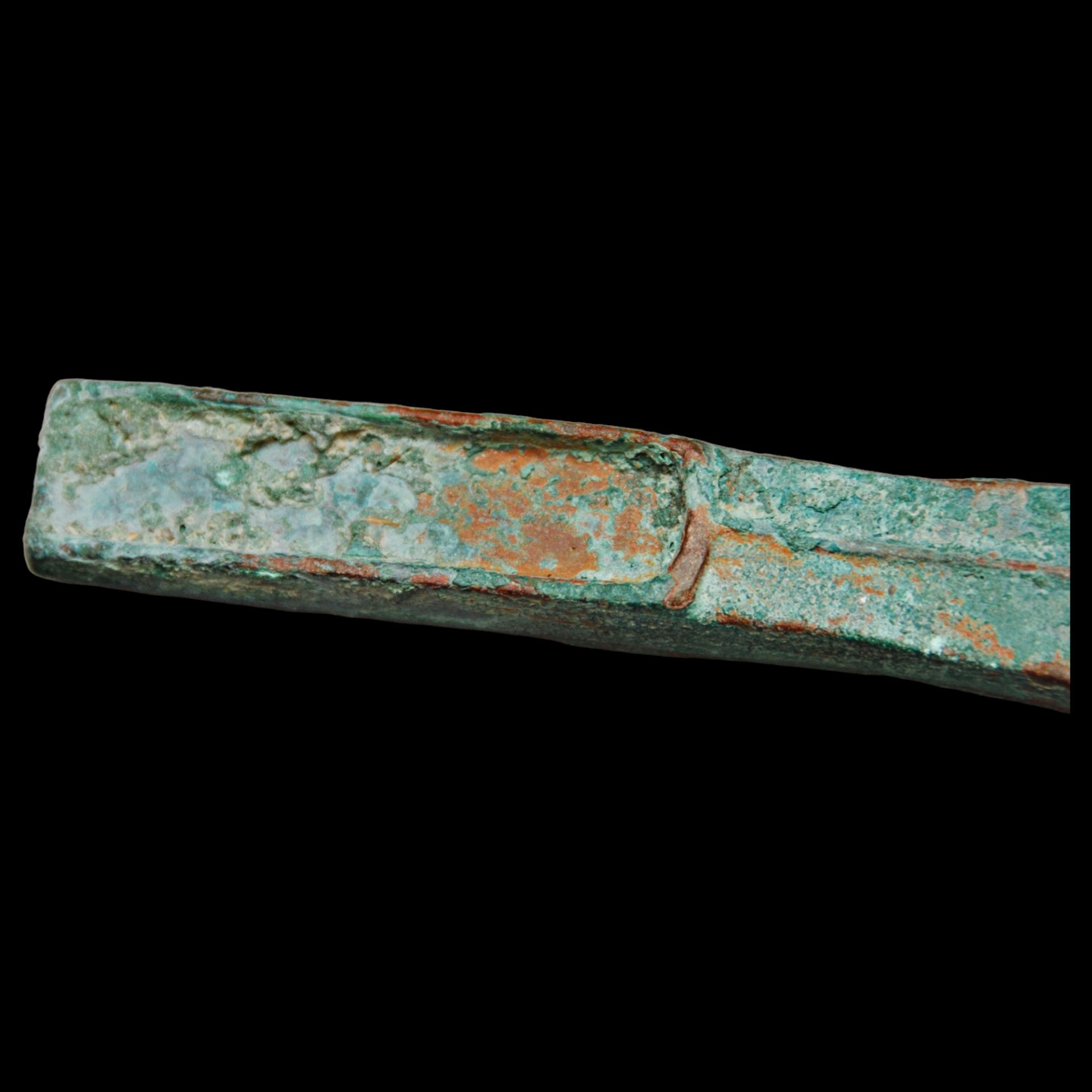 Two bronze axes, type Palstave 1500-1400 BCE. - Bild 7 aus 7