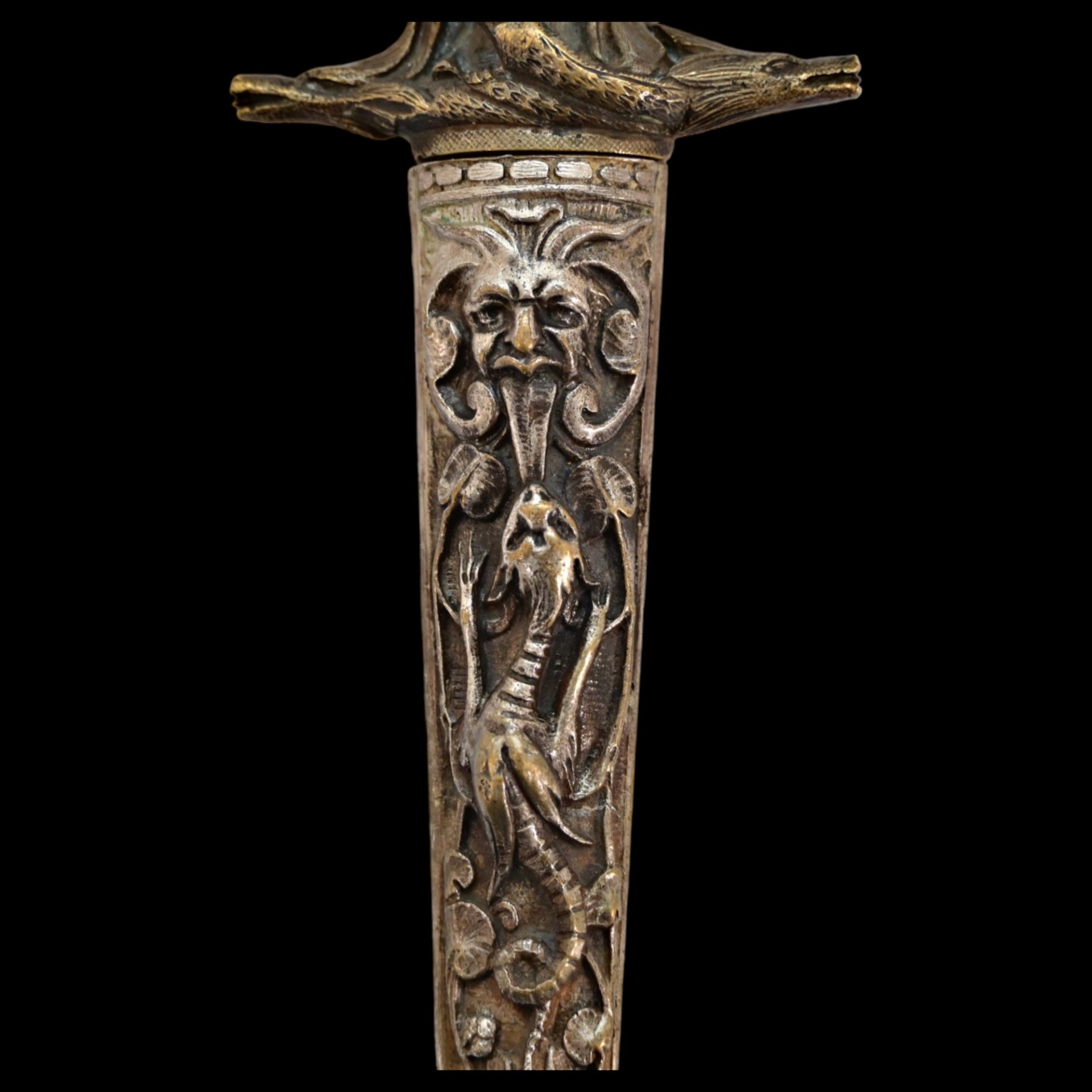 Victorian Renaissance style dagger. English, 19th century. - Image 4 of 6