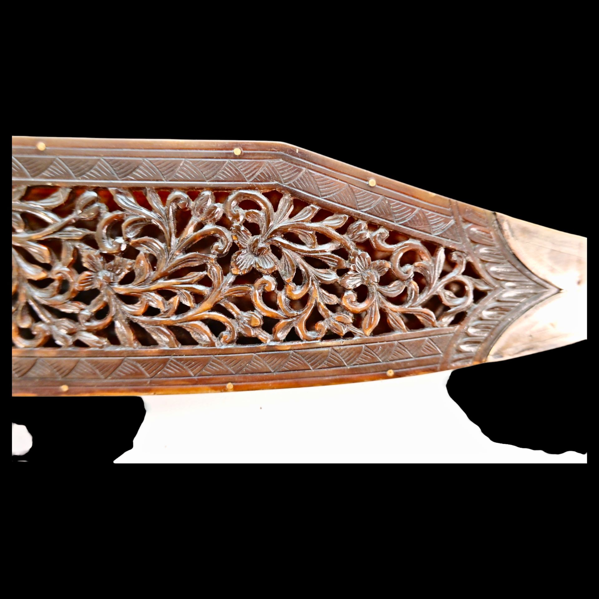 Magnificent, richly decorated knife, Indonesia, first half of the 20th century. - Image 29 of 33