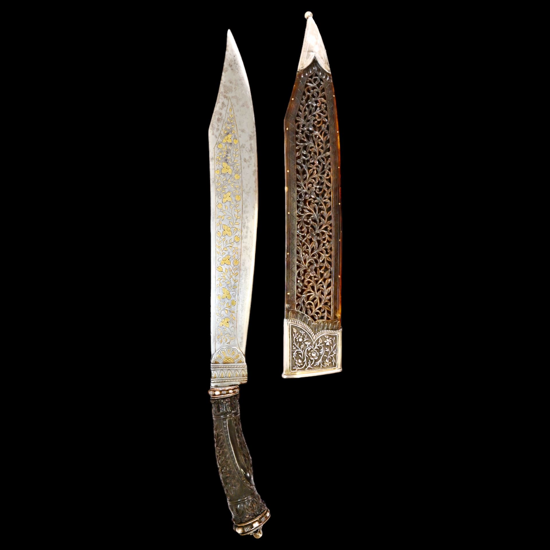 Magnificent, richly decorated knife, Indonesia, first half of the 20th century. - Image 8 of 33