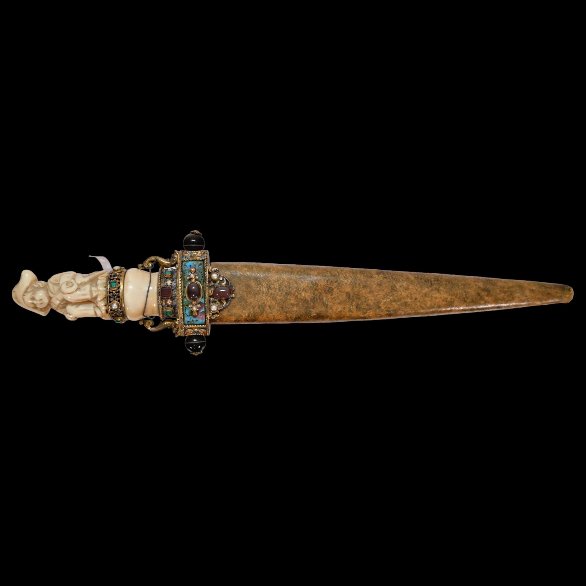 A unique Austrian dagger with a carved bone hilt decorated with gold, precious stones and enamel. - Image 2 of 19