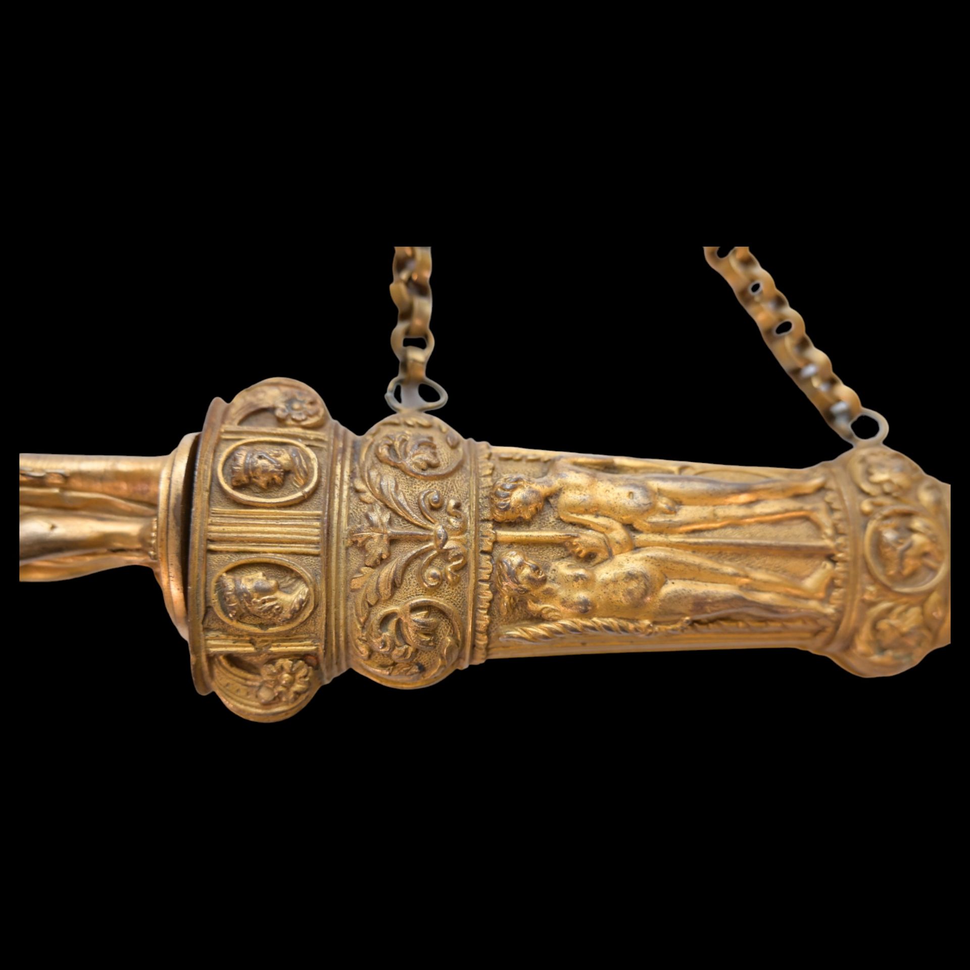 A Very high quality Renaissance Style Brass with gilt Dagger, 19th century. - Image 5 of 13