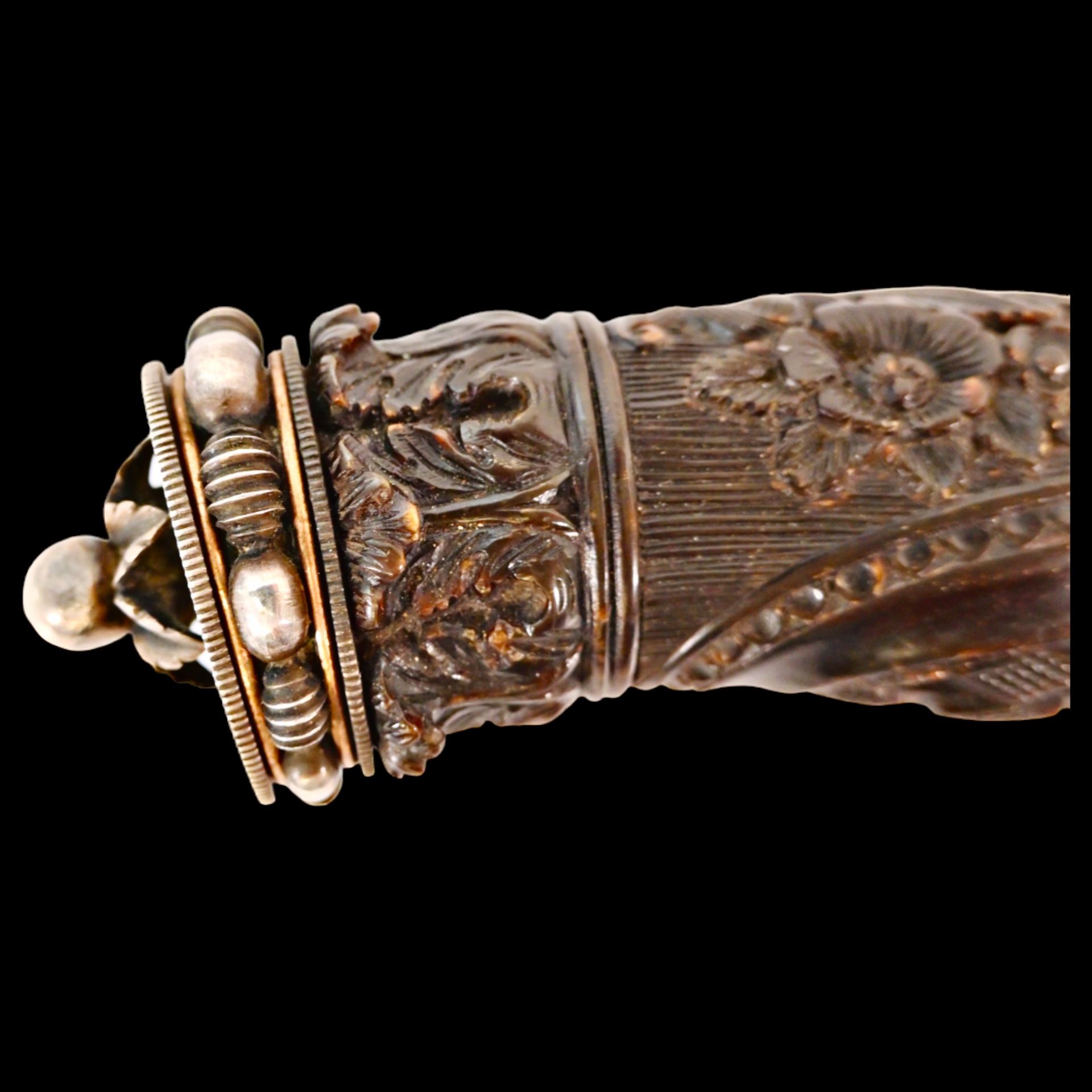 Magnificent, richly decorated knife, Indonesia, first half of the 20th century. - Image 23 of 33