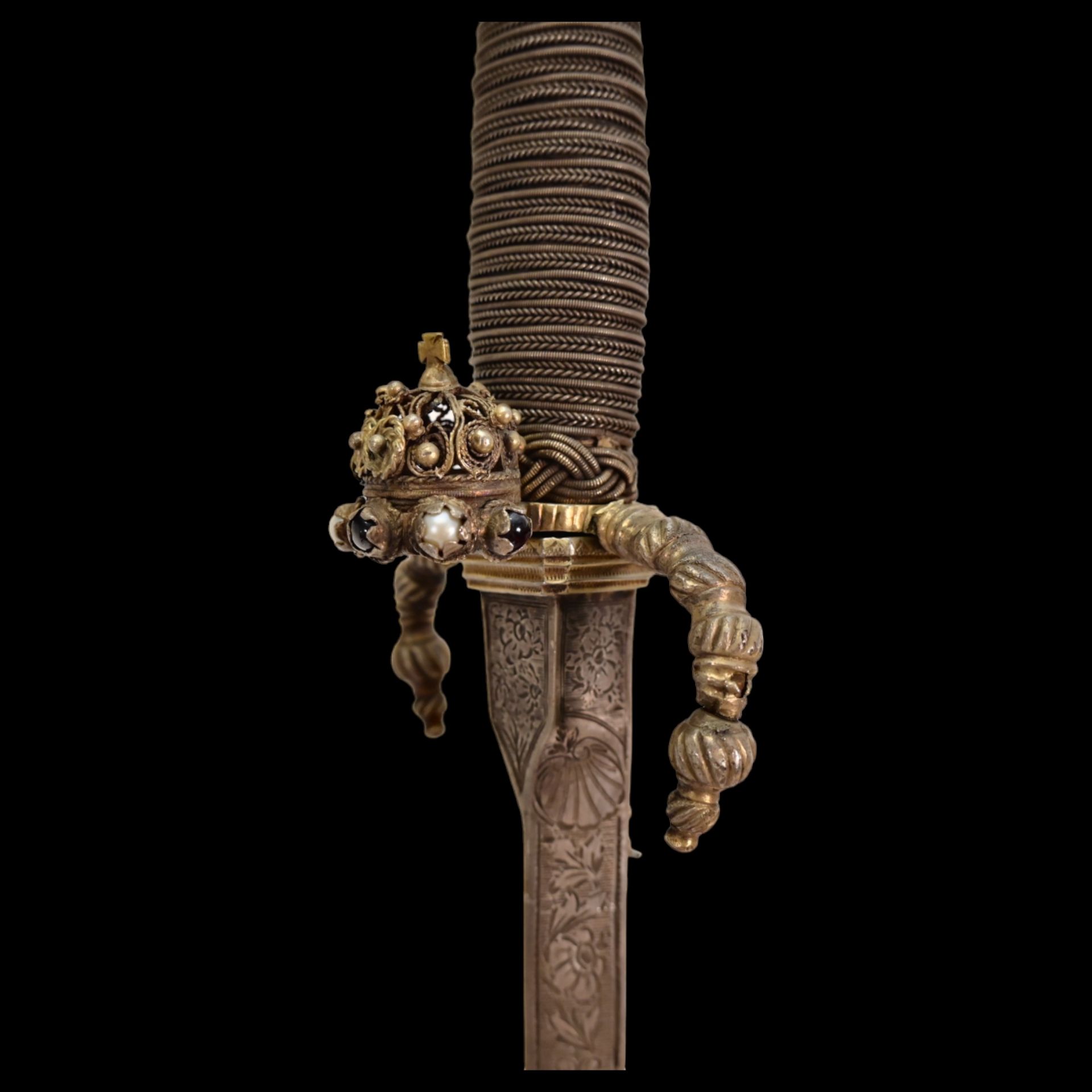Rare Venetian Dagger, Schiavona, silver hilt and scabbard, Early 18th century. - Image 14 of 25