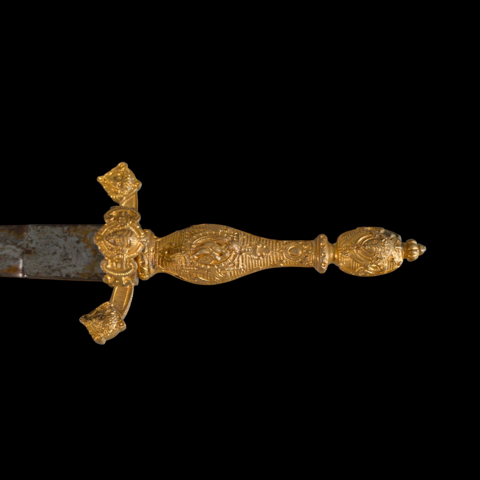 A Left hand dagger in 16th century style. - Image 2 of 9