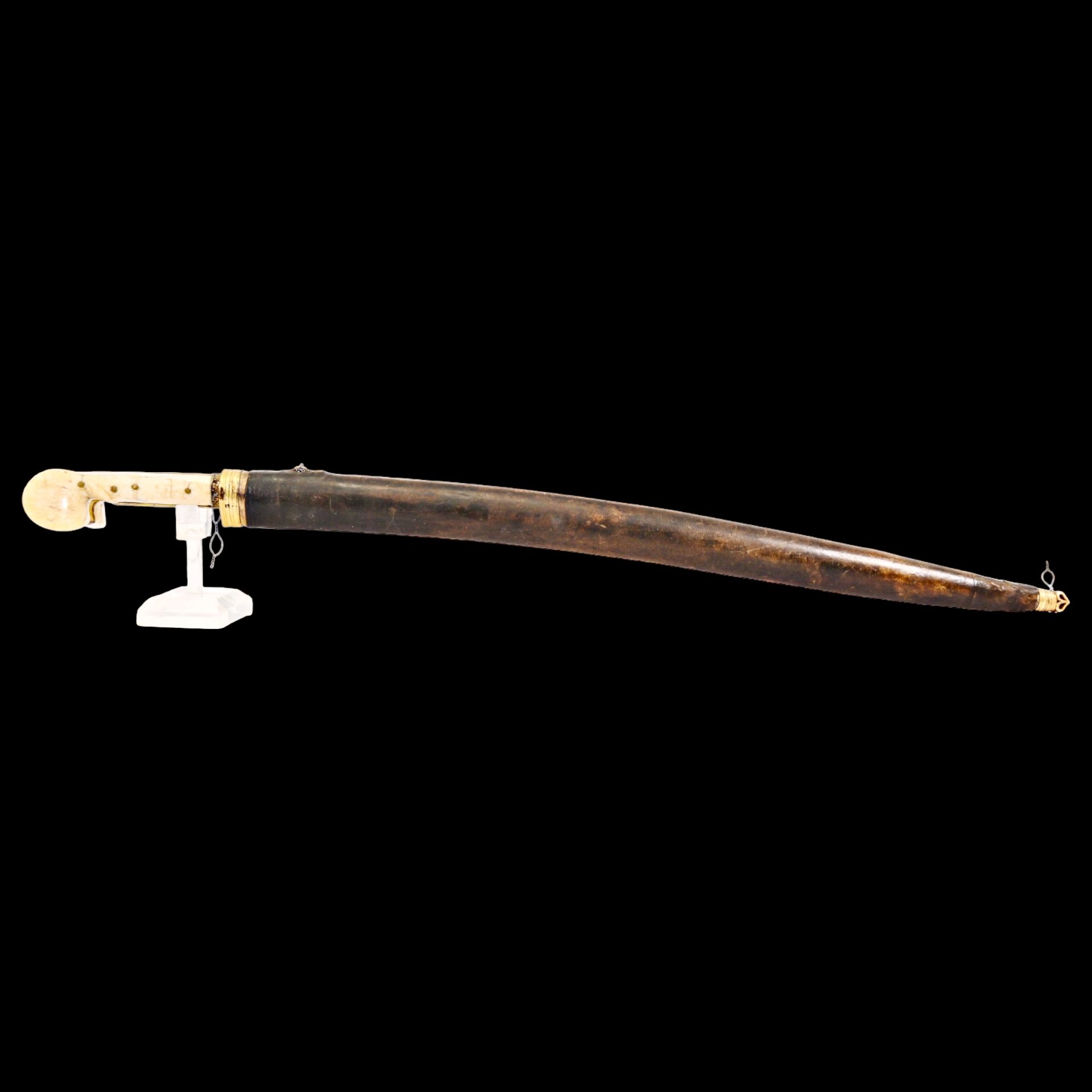 Magnificent Ottoman yatagan sword with bone hilt and gold kofgari on the blade, 1823. - Image 2 of 32