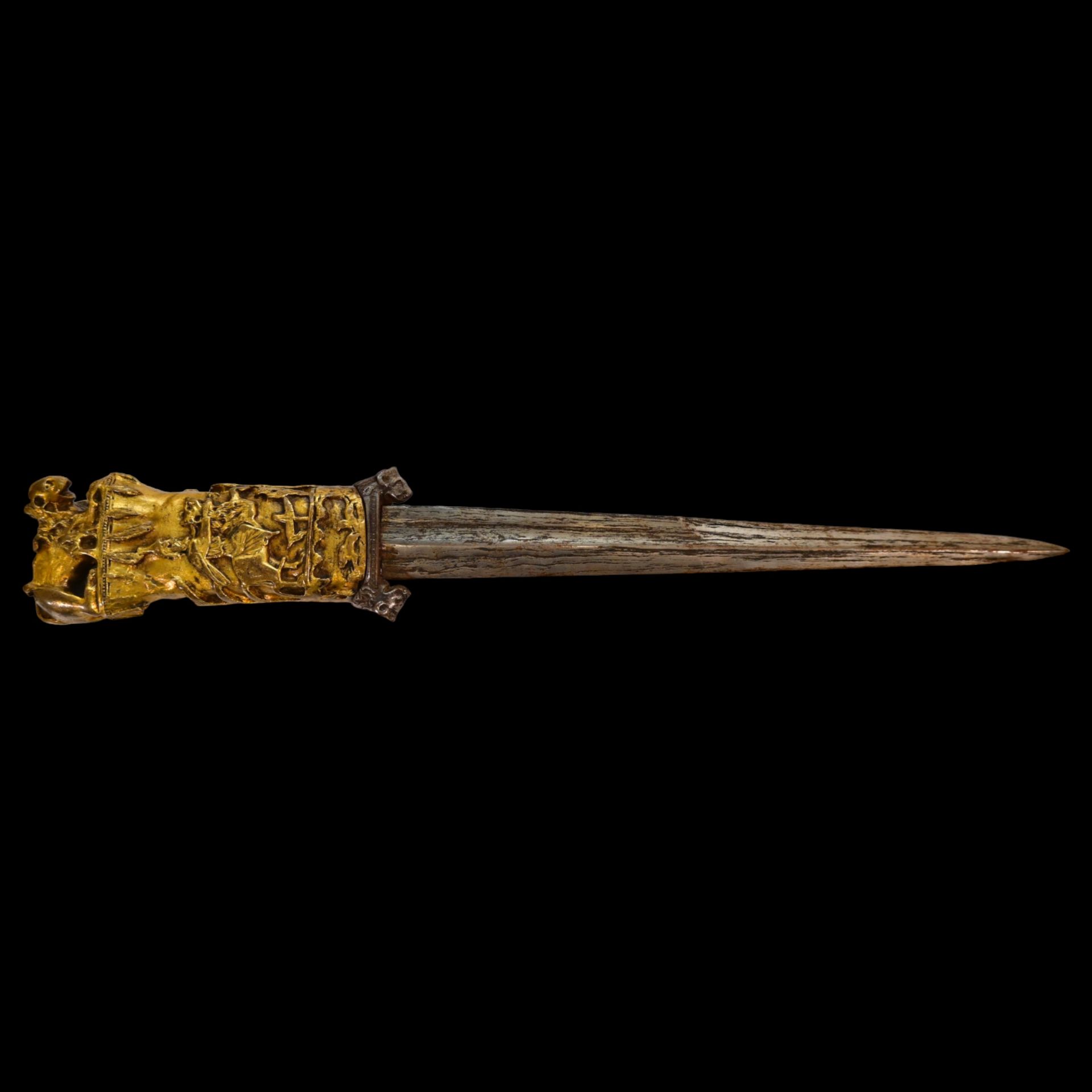 A magnificent dagger, probably from the period of the Crusades, Syria, 10th-13th (?) century. - Image 2 of 11