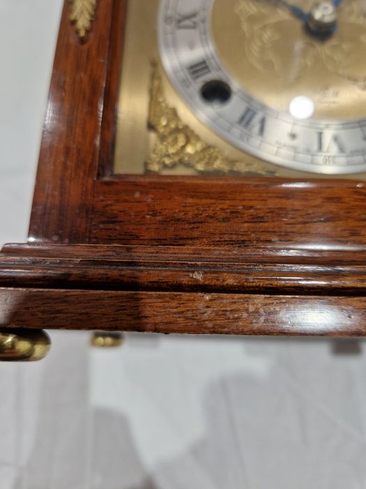 Mid-century mahogany-cased mantel clock by Elliot Clock Company, the circular dial with Roman - Image 25 of 42