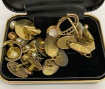 9ct gold ring (stone missing), 2g, cufflinks, buttons and a miniature compass etc