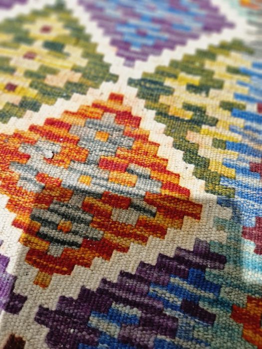 Chobi kilim cream ground wool rug with lozenge trelliswork pattern and geometric border , 130cm x - Image 5 of 26