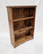 20th century oak three-shelf bookcase, 80.5cm wide