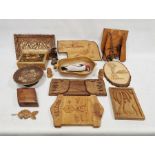 Large quantity of treen and carved decorative items (1 box)