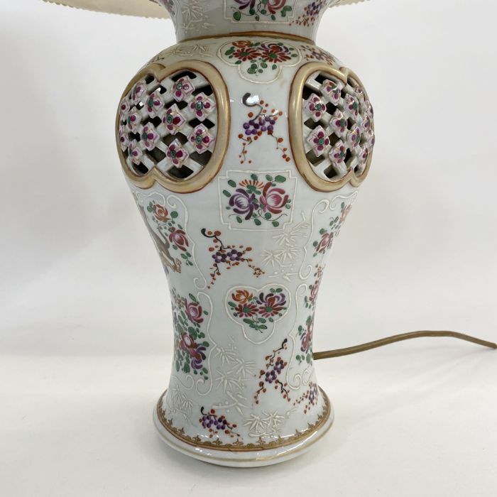 Pair Samson porcelain pseudo Chinese vases fitted as table lamps, each inverse baluster and having - Image 2 of 40