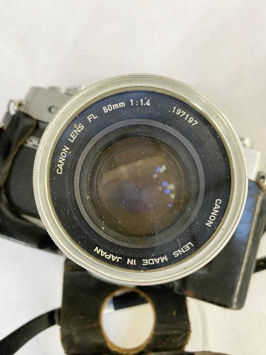Zenit EM camera, cased, a Contax 139 quartz camera with Yashica lens, a Canon Pellix camera, no. - Image 10 of 11