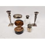 Pair 1930s silver mounted candlesticks (one broken), tapering on a square base, Birmingham 1939,