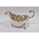 1920s silver gravy boat, Birmingham 1922, 4ozt approx. Condition ReportSauce boat is approximately