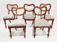 Set of five Victorian mahogany heart-shaped balloon back dining chairs with grey upholstered