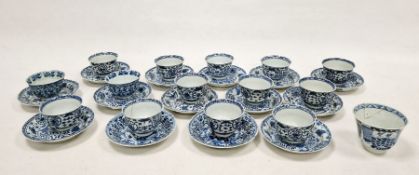 Collection of blue and white Chinese porcelain tea bowls and saucers, comprising 15 bowls and 14